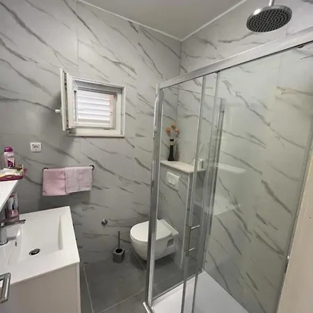 Mario Apartament *